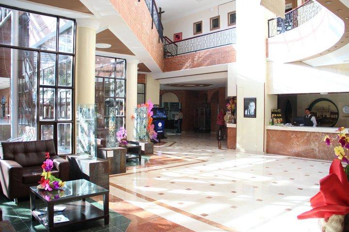 Casa Morales Hotel Internacional Y Centro De Convenciones Ibagué Exteriér fotografie Lobby