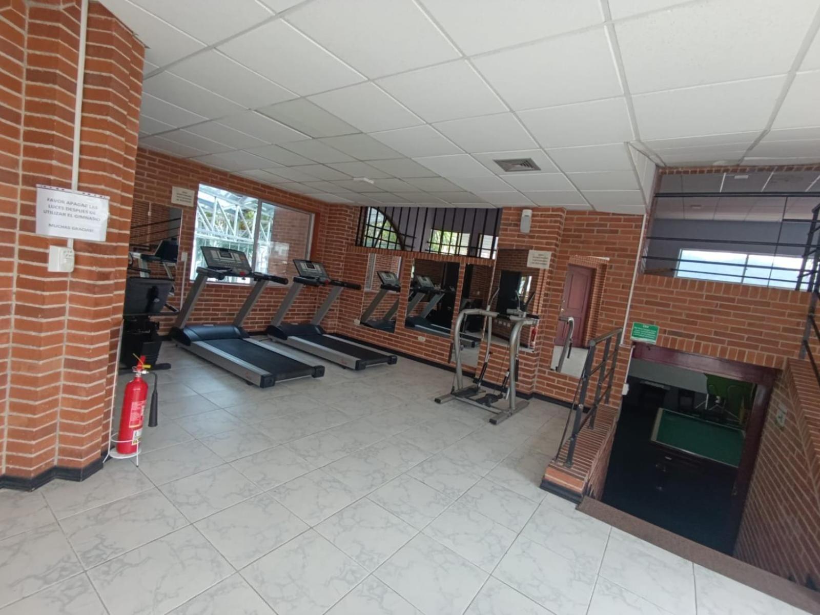 Casa Morales Hotel Internacional Y Centro De Convenciones Ibagué Exteriér fotografie The gym at the University of the South Pacific