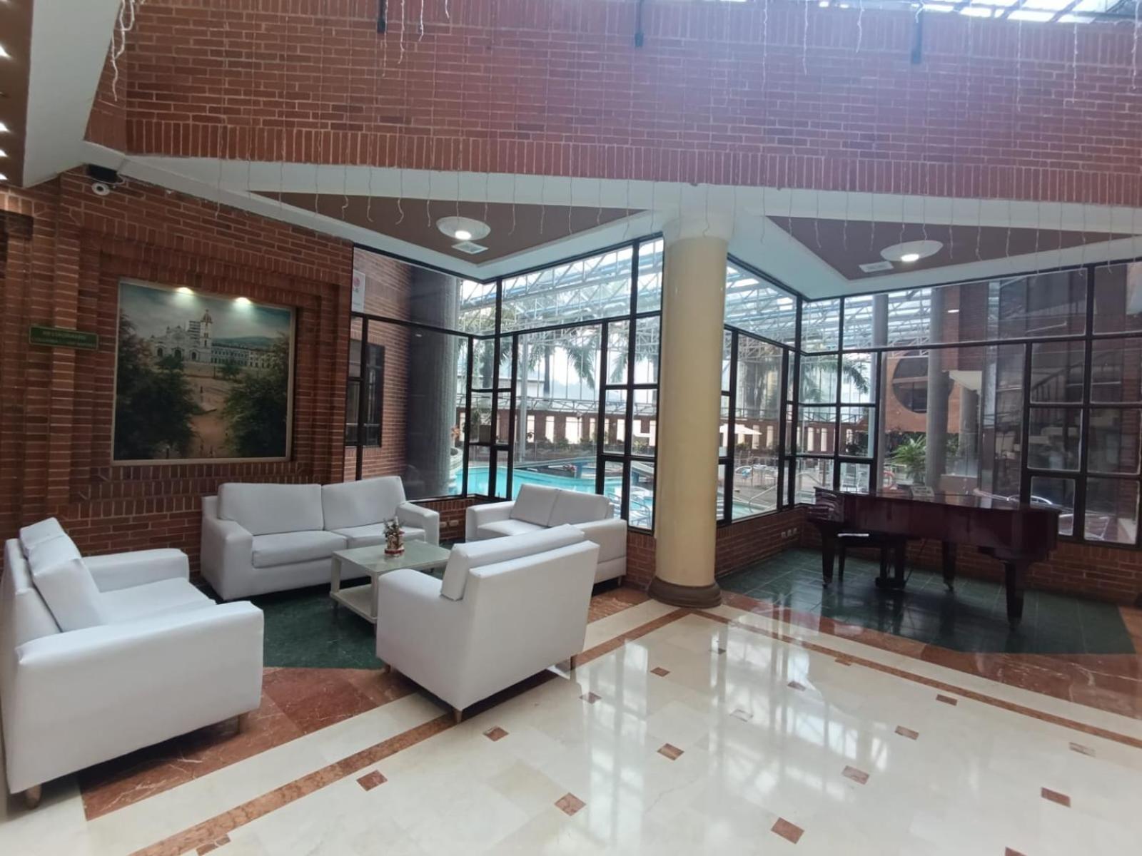 Casa Morales Hotel Internacional Y Centro De Convenciones Ibagué Exteriér fotografie Lobby